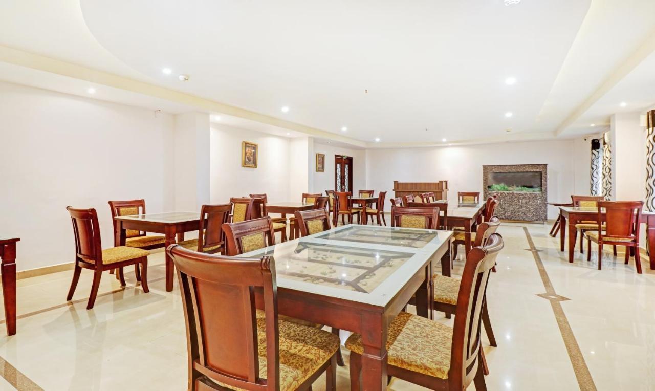 Treebo Symphony Hotels And Resorts Angamally Kizhake Chalakudi Luaran gambar